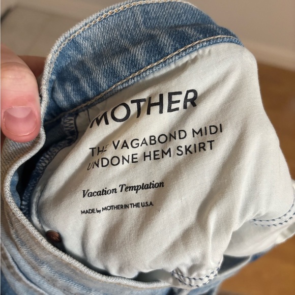 MOTHER Vagabond Denim Midi Skirt Distressed Undone Hem Blue Wash Womens 25 - Picture 6 of 6